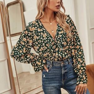 SHEIN Floral Ruffle Trim Bodysuit 🌸